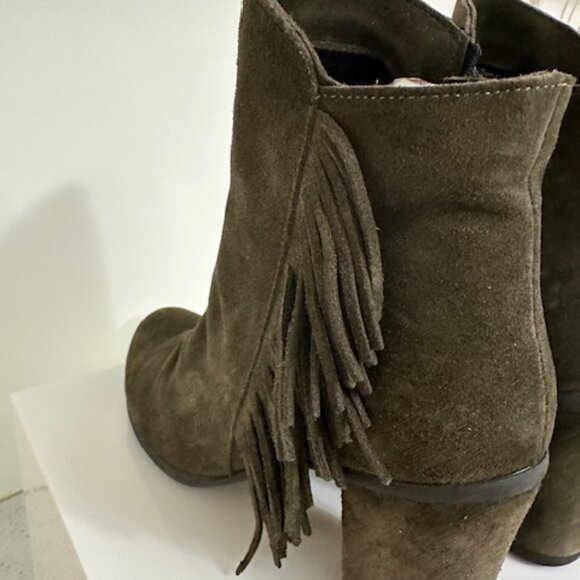 New Bueno Sage Green Booties - Women size US6.5 - Picture 3 of 6